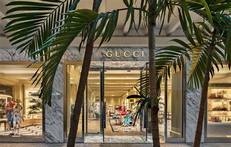 gucci store in miami mall